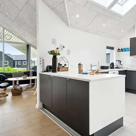 בית נופש Amai - 4-5km From The Sea By Interhome Tagholm